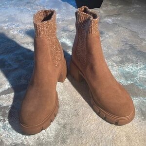 Steve Madden Hayle Boots. NWOT